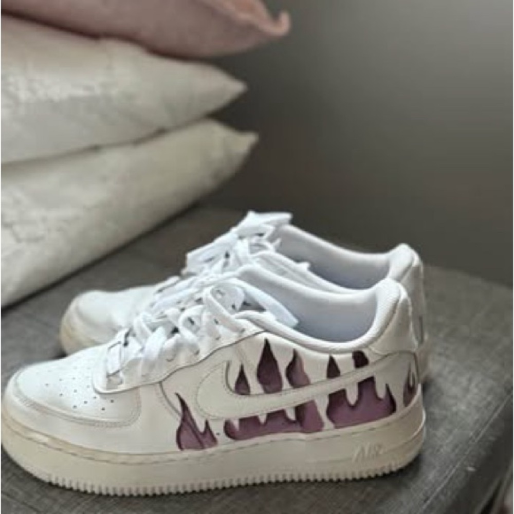 White Sneakers with Purple Flame Design